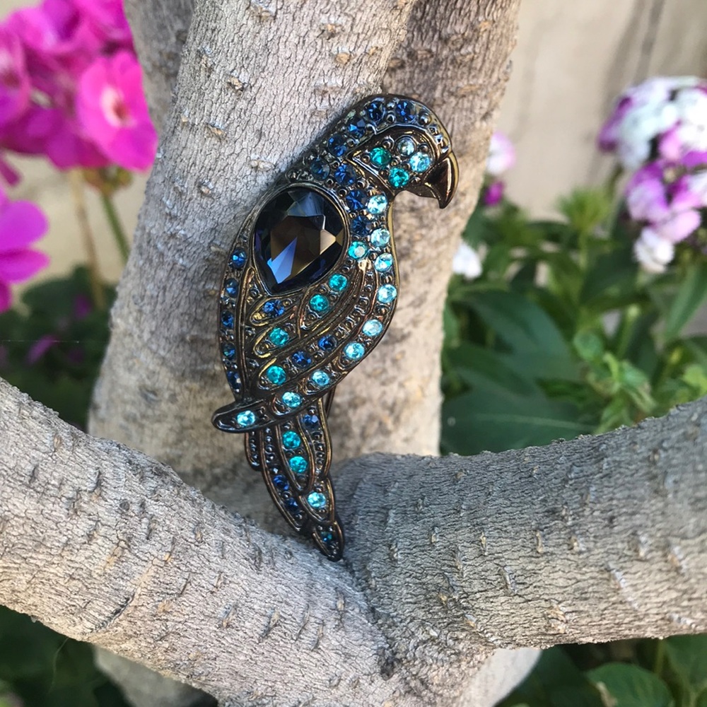 CHICOS PARROT BROOCH - Picture 5 of 5